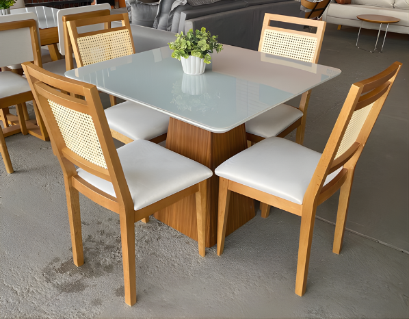 Mesa Prada com 4 Cadeiras Fenix - Fort